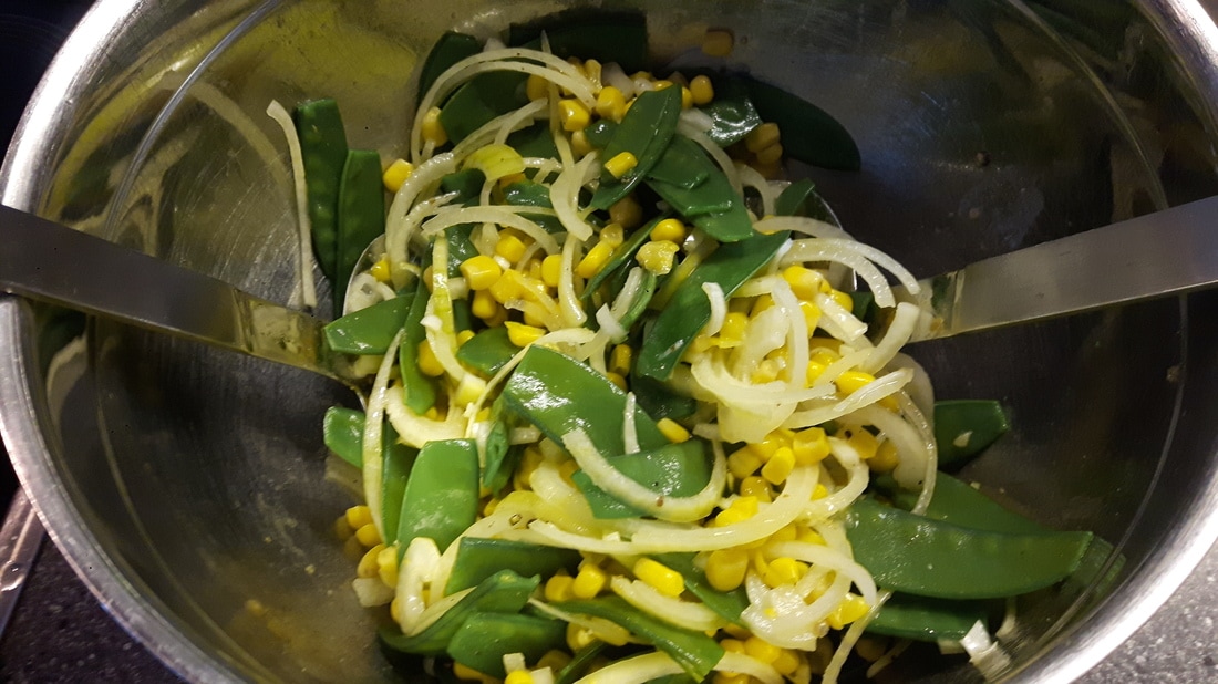 Zuckerschoten-Mais-Salat mit Garnelen - MIT LIEBE GEKOCHT - QUICK &amp; DIRTY
